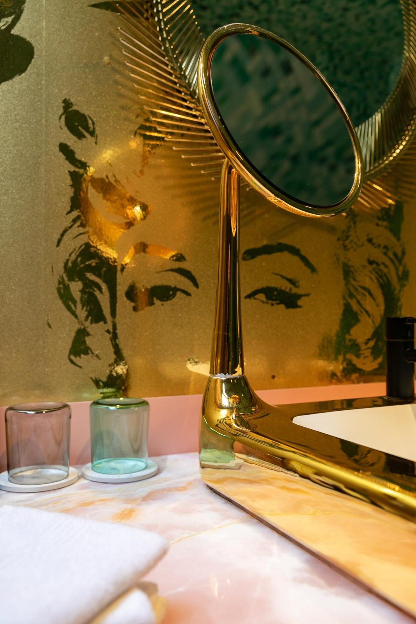 Small Luxury De Witte Lelie Antwerp